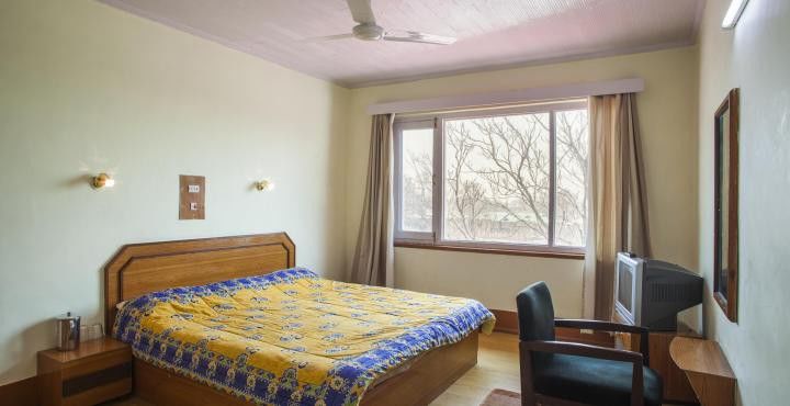 Hotel Pamposh Srīnagar Exteriér fotografie